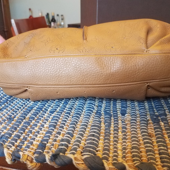 SOLD@! Louis Vuitton Selene Caramel PM Handbag - Picture 6 of 12